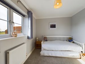 Bedroom- click for photo gallery